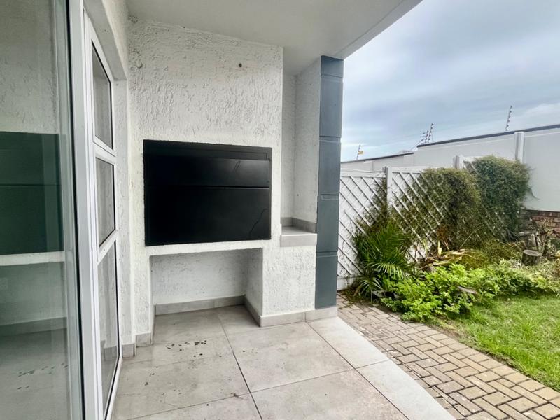 2 Bedroom Property for Sale in Reebok Western Cape